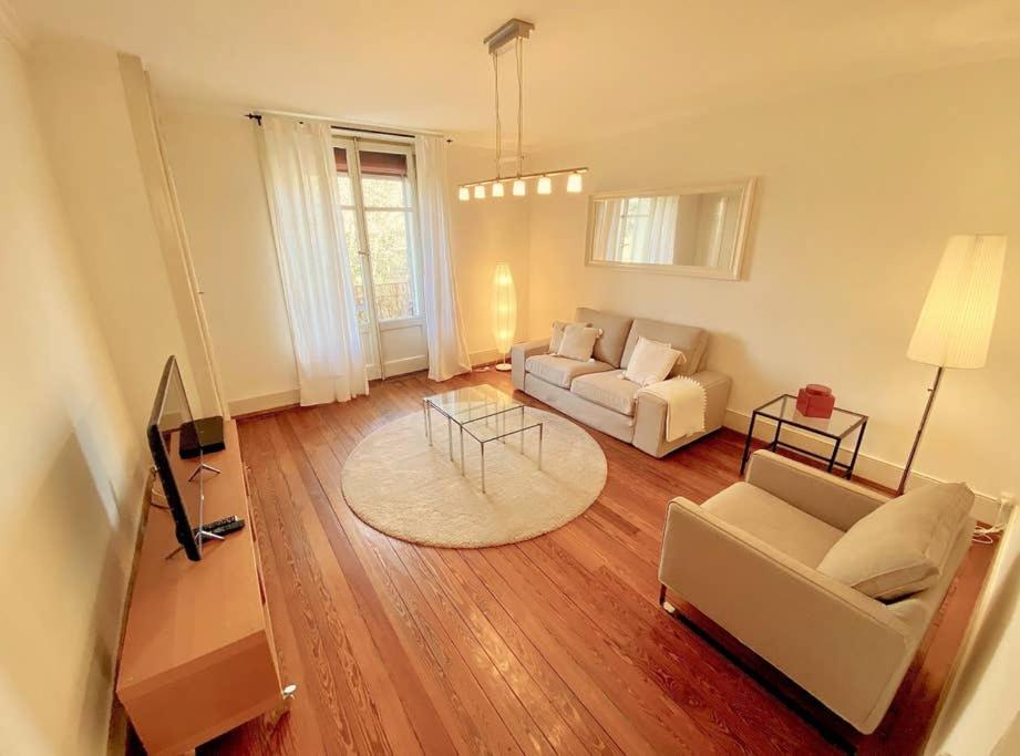 Your Bright Charming Cocoon Between Lake And City Lausana Exterior foto